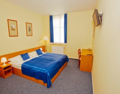 Hotel Adeba