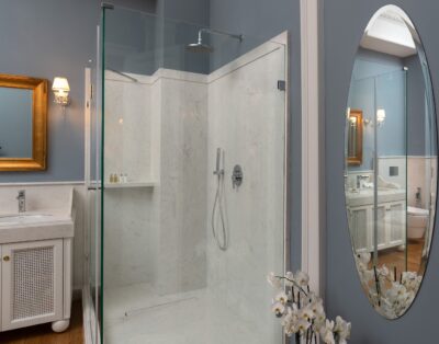 Noble Suites
